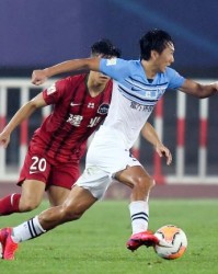 国足增调常飞亚入队 韦世豪因伤暂无法正常训练