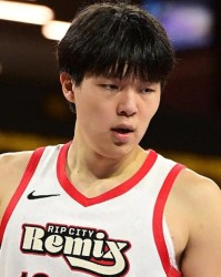 九游娱乐-G联赛季后赛：杨瀚森仅6+5+2帽躺赢 混音黑七险胜船长进次轮